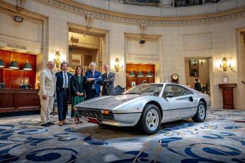 Ferrari 309 GTB & Cavallino Inc, London 2025 (Foto: Courtesy of Cavallino)